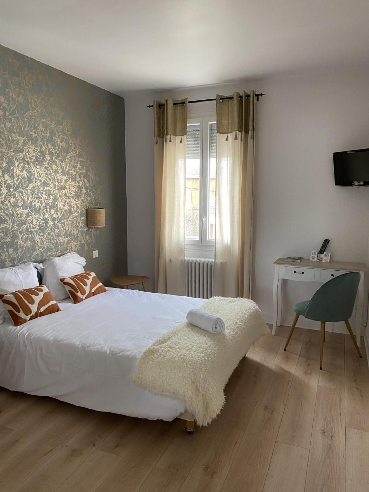 פראי-לה-מוניאל Hotel Aux Vendanges De Bourgogne מראה חיצוני תמונה