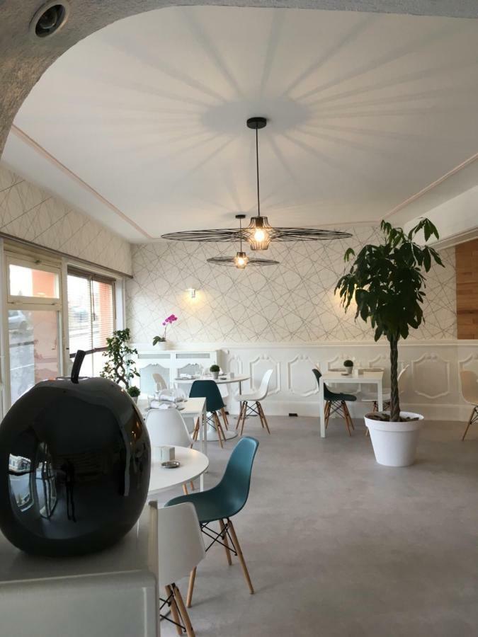 פראי-לה-מוניאל Hotel Aux Vendanges De Bourgogne מראה חיצוני תמונה